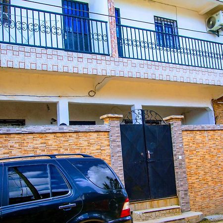 Naiveli-Palm Appartement Meuble Sobre Et Chic Duala Zewnętrze zdjęcie
