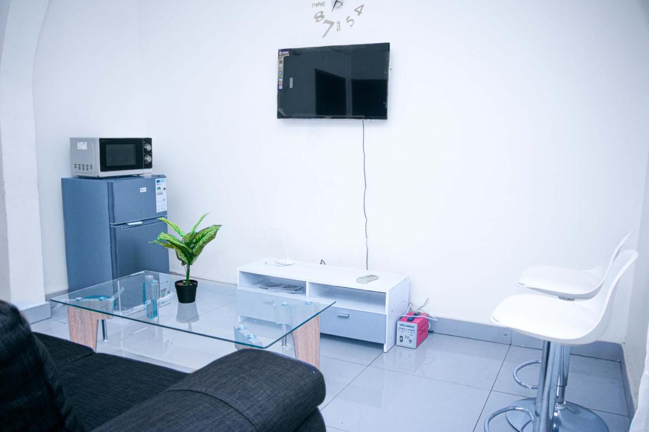 Naiveli-Palm Appartement Meuble Sobre Et Chic Duala Zewnętrze zdjęcie