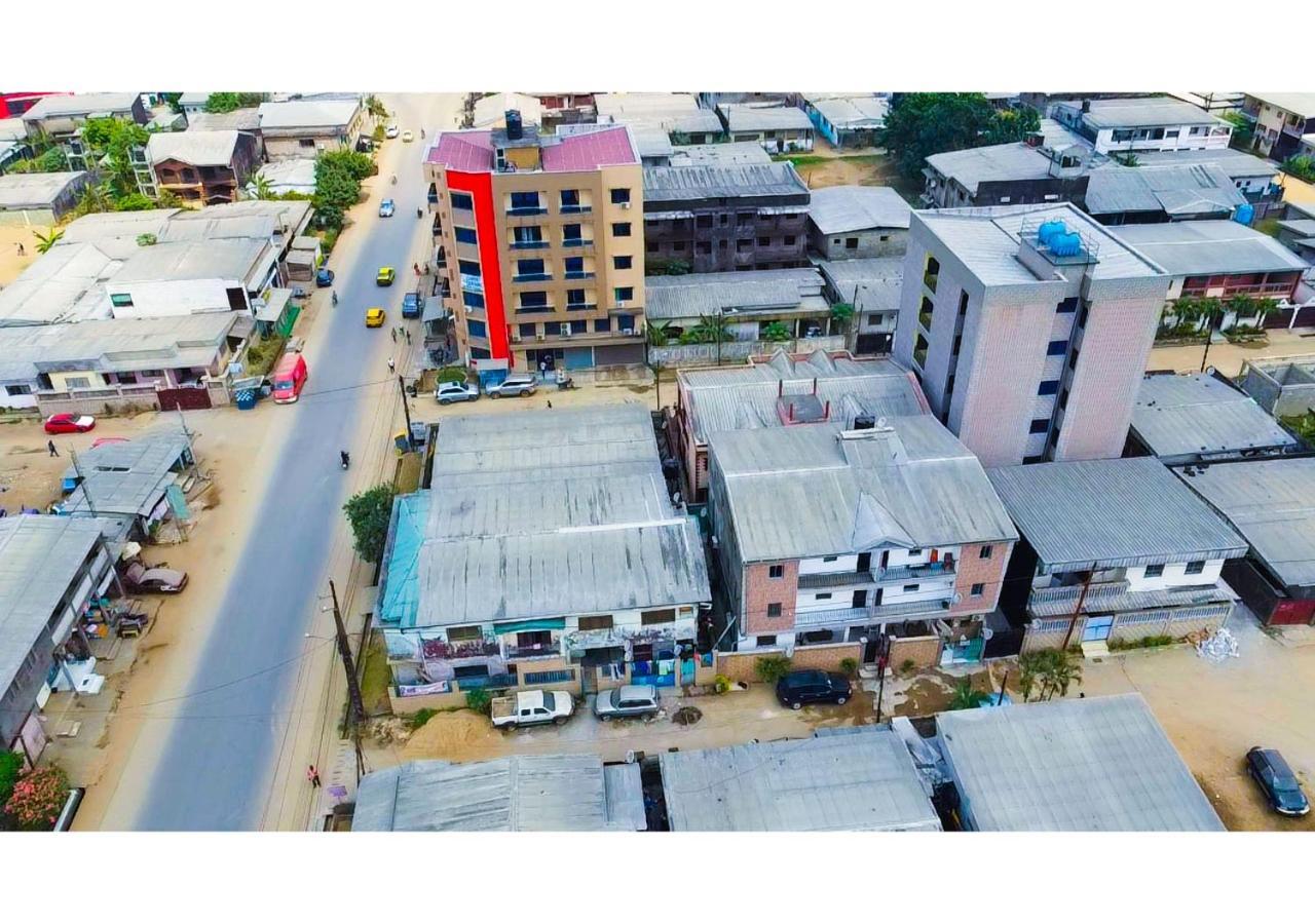 Naiveli-Palm Appartement Meuble Sobre Et Chic Duala Zewnętrze zdjęcie